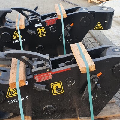 For Sale:Mampaey Quick Release Hook Disc Type with base Mampaey Quick Release Hook Disc Type with base