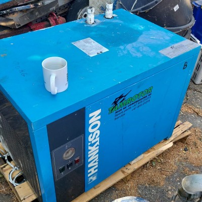 For Sale:Air dryer Air dryer