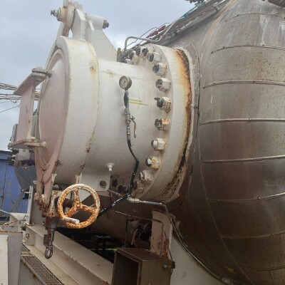 9 man decompression tank-4