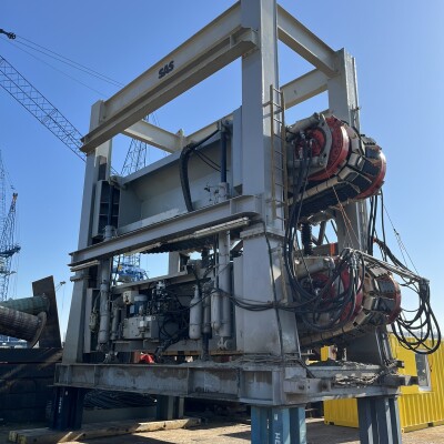 SAS SVH80 2, pipe Track tensioner