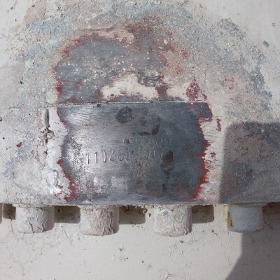 IHC Hydraulic Hammer S280 and 2 sleeves-2