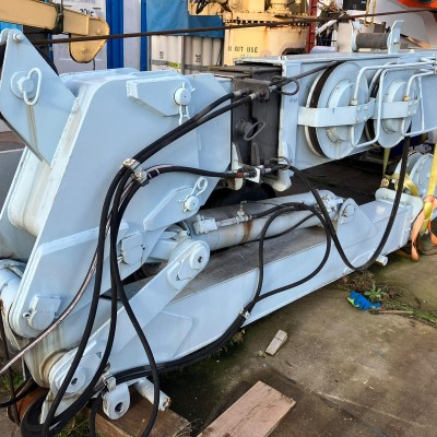 For Sale:Atlas Knuckle Boom Crane 6500T Atlas Knuckle Boom Crane 6500T