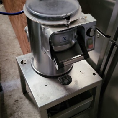 For Sale:Potato peeler Potato peeler
