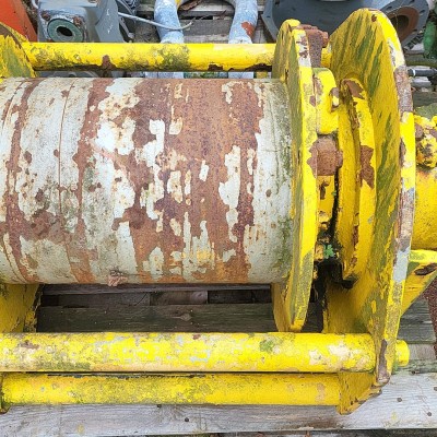 For Sale:Deck winch with 2T SWL capacity Deck winch with 2T SWL capacity