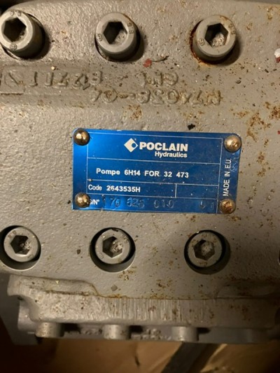 Poclain pump