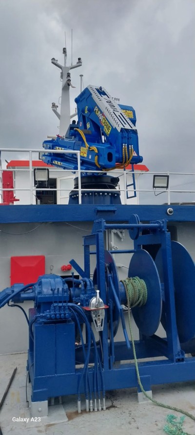 10 Ton Capacity Hydraulic Knuckle Boom Marine Deck Crane