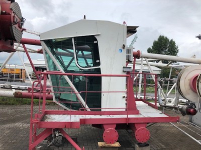 Liebherr Pedestal Mounted Offshore crane MTC 2600-100D Litronic with 100T Capacity