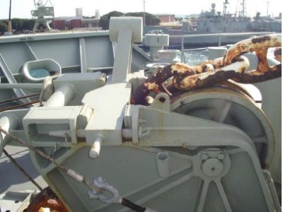 Anchor and Chain arrangement