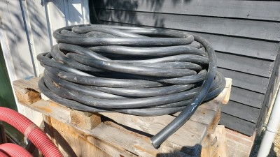 Shore connection cable