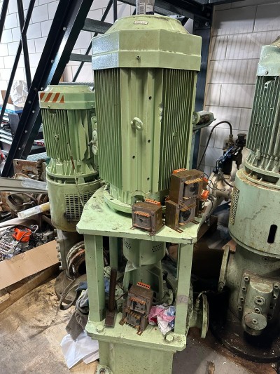 Centrifugal pump(s)