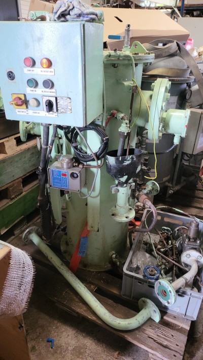 Bilge water separator