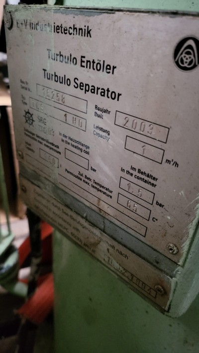 Bilge water separator