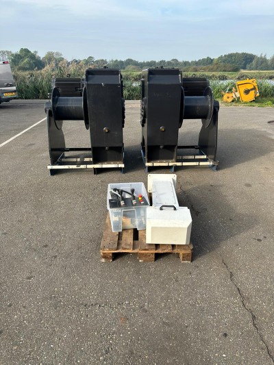 DMT 10T Tugger winches