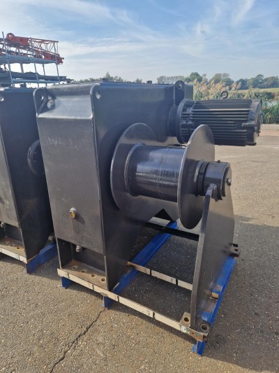 DMT 10T Tugger winches
