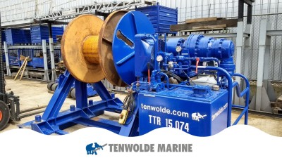Diesel / Hydraulic spooling winch for rent