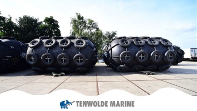 Pneumatic Rubber Fender 2500 x 5500