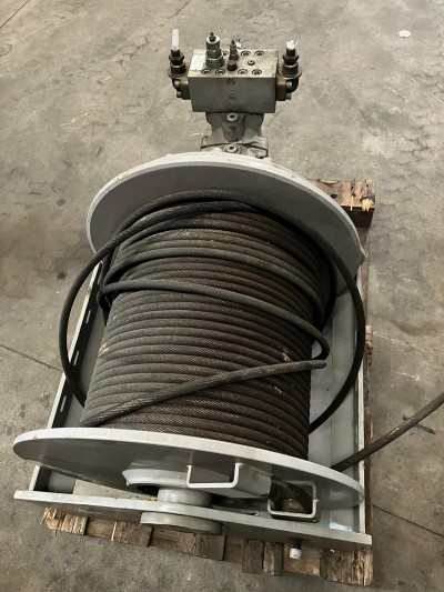 7T capacity tugger winches