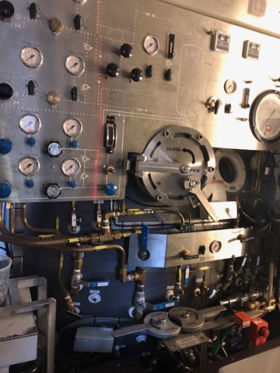 Self Propelled Hyperbaric Lifeboat (SPHL)