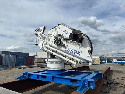 Melcal Foldable Knuckle Telescopic Boom Crane CK030F