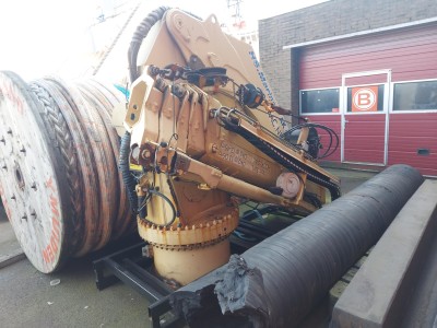 HS Marine Knuckle Boom Crane AK 40 E4