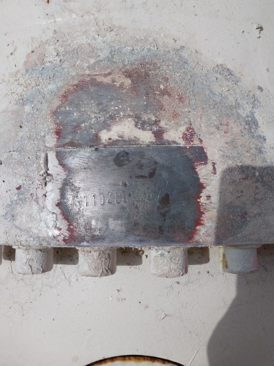 IHC Hydraulic Hammer S280 and 2 sleeves