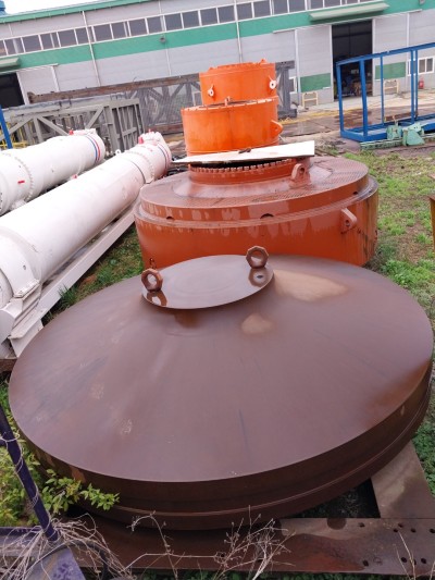 IHC Hydraulic Hammer S280 and 2 sleeves
