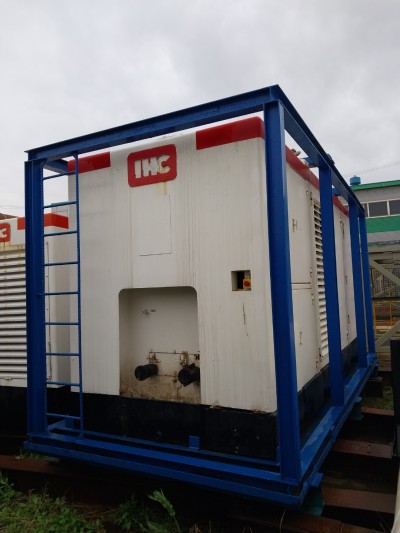 IHC Hydraulic Hammer S280 and 2 sleeves