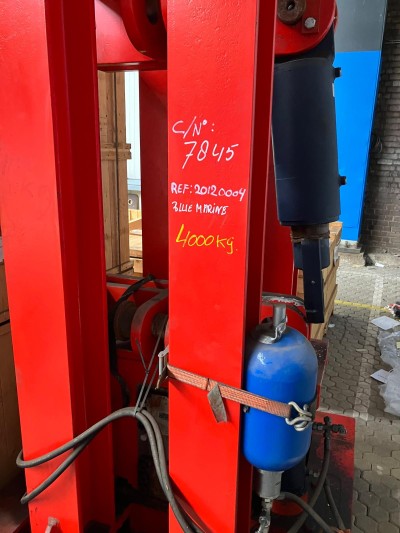 Used Hydraulic pull test device