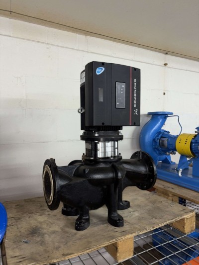 Grundfos TPE 125-100/4 Pump with MGE112MC4 Motor