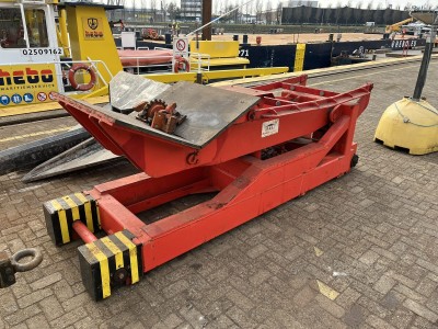 Pipe transfer buggy