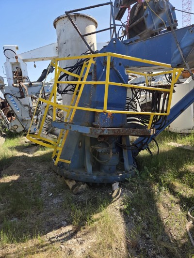 Hydralift Marine crane