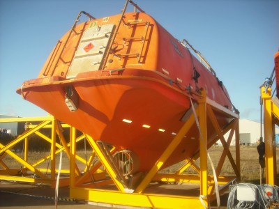 5 x 12.5m freefall lifeboats ex offshore