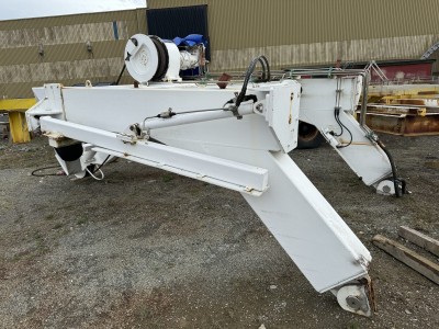 Davit with 11T Capacity