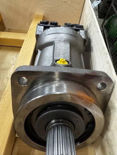 Bosch Rexroth Hydraulic Motor A2FM107 (Brand New)