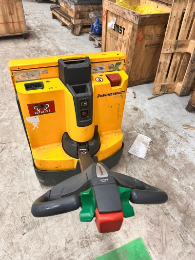 Jungheinrich EJE 116 Electric Pallet Truck