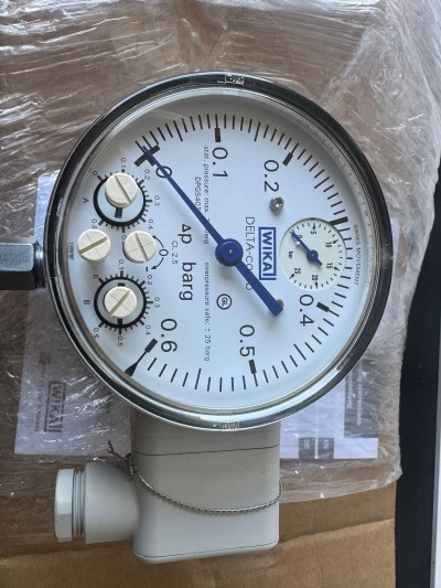 DIFFERENTIAL PRESSURE GAUGE