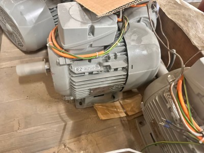 Rotor NL IE2 Electric Motor 7.5kW 3-Phase 400/690V IEC Frame 132S – NEW  Description:  High-quality industrial electric