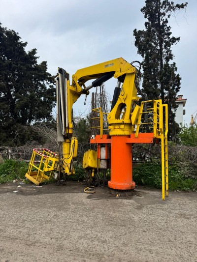 Outreach OSB 240 Basket crane