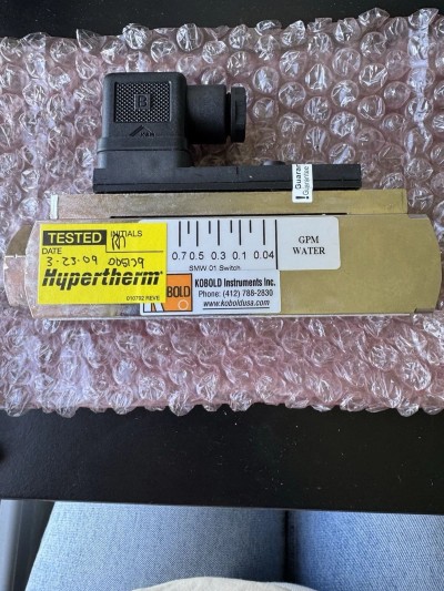 KOBOLD Flow Switch Model SMV-5112B, 0.2 to 1.0 GPM Water, 1/2" FPT, N.O. (0051)