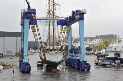Elidra 650T  Boat lift / travel lift
