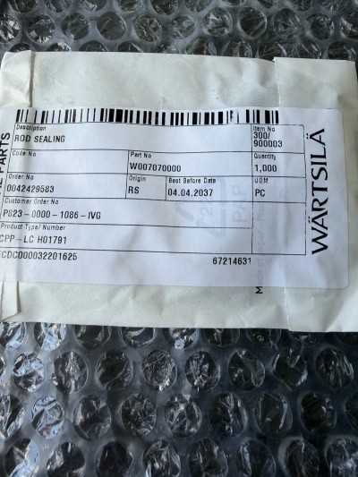 Original WARTSILA CPP seal kit / sealing components for marine applications.