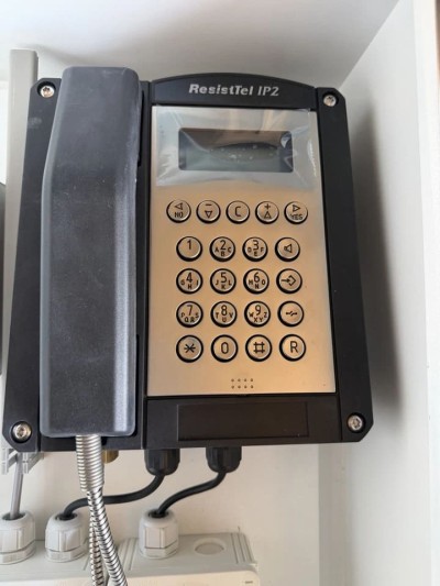 NEW Eaton FHF ResisTel IP2 Industrial Waterproof Emergency Telephone Cabinet