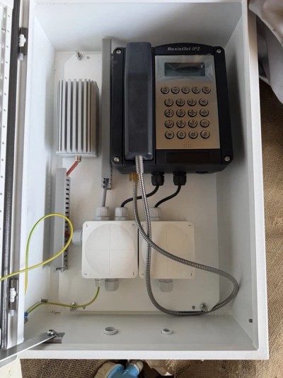 NEW Eaton FHF ResisTel IP2 Industrial Waterproof Emergency Telephone Cabinet