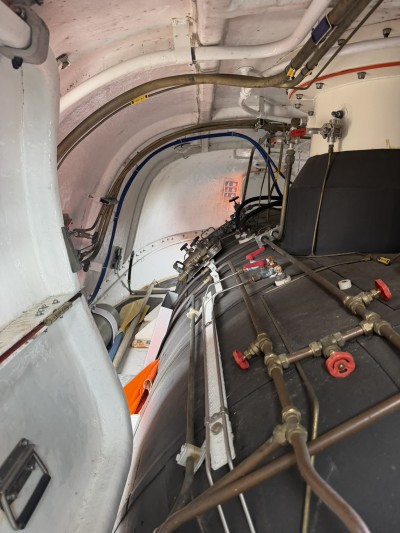 Hyperbaric Rescue Vessels (HRV)