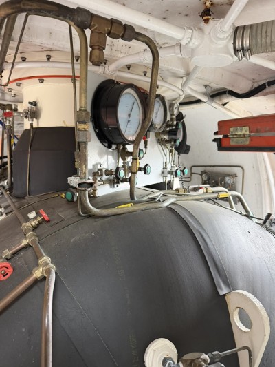 Hyperbaric Rescue Vessels (HRV)