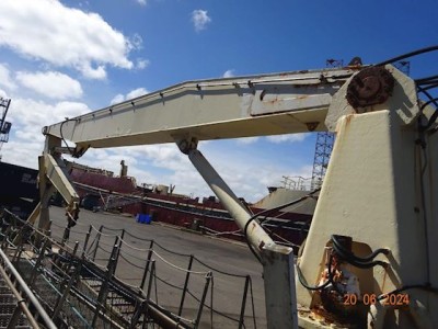 Maritime GMC Knuckle boom 4 ton @ 15 meter