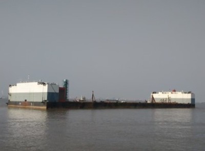 18,000 TLC floating dock