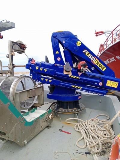 7 Ton Capacity Hydraulic Knuckle Boom Marine Deck Crane for Workboats