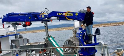 7 Ton Capacity Hydraulic Knuckle Boom Marine Deck Crane for Workboats