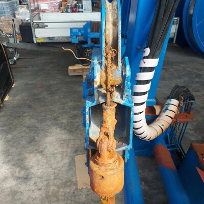 MacGregor Plimsoll Knuckle Boom Crane with max 5,5T at 2,4 mtr-2